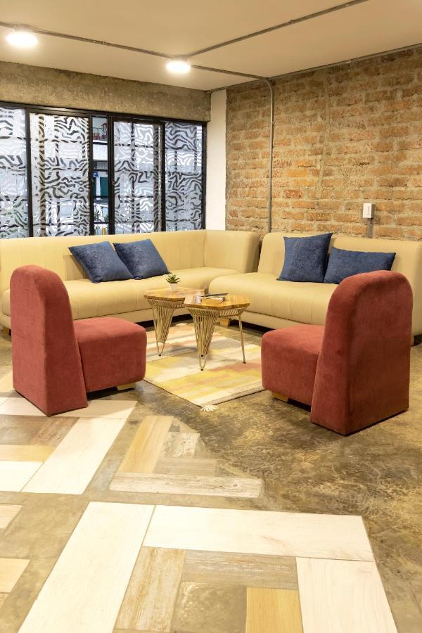 Ventiuna Hotel Y Coliving Pereira Eksteriør bilde